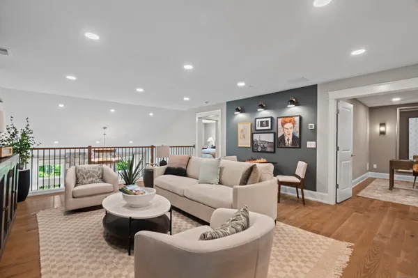 $689,900 | 1125 St Andrews Drive, Oxford, CT 06478