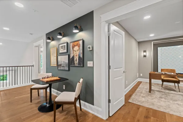 $689,900 | 1125 St Andrews Drive, Oxford, CT 06478