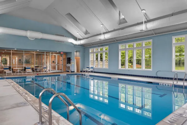 $689,900 | 1125 St Andrews Drive, Oxford, CT 06478