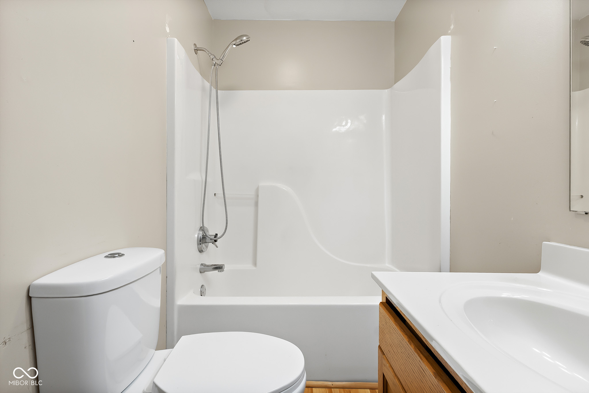 2103 Gilmore Street Columbus, IN 47201 - Photo 16 of 28
