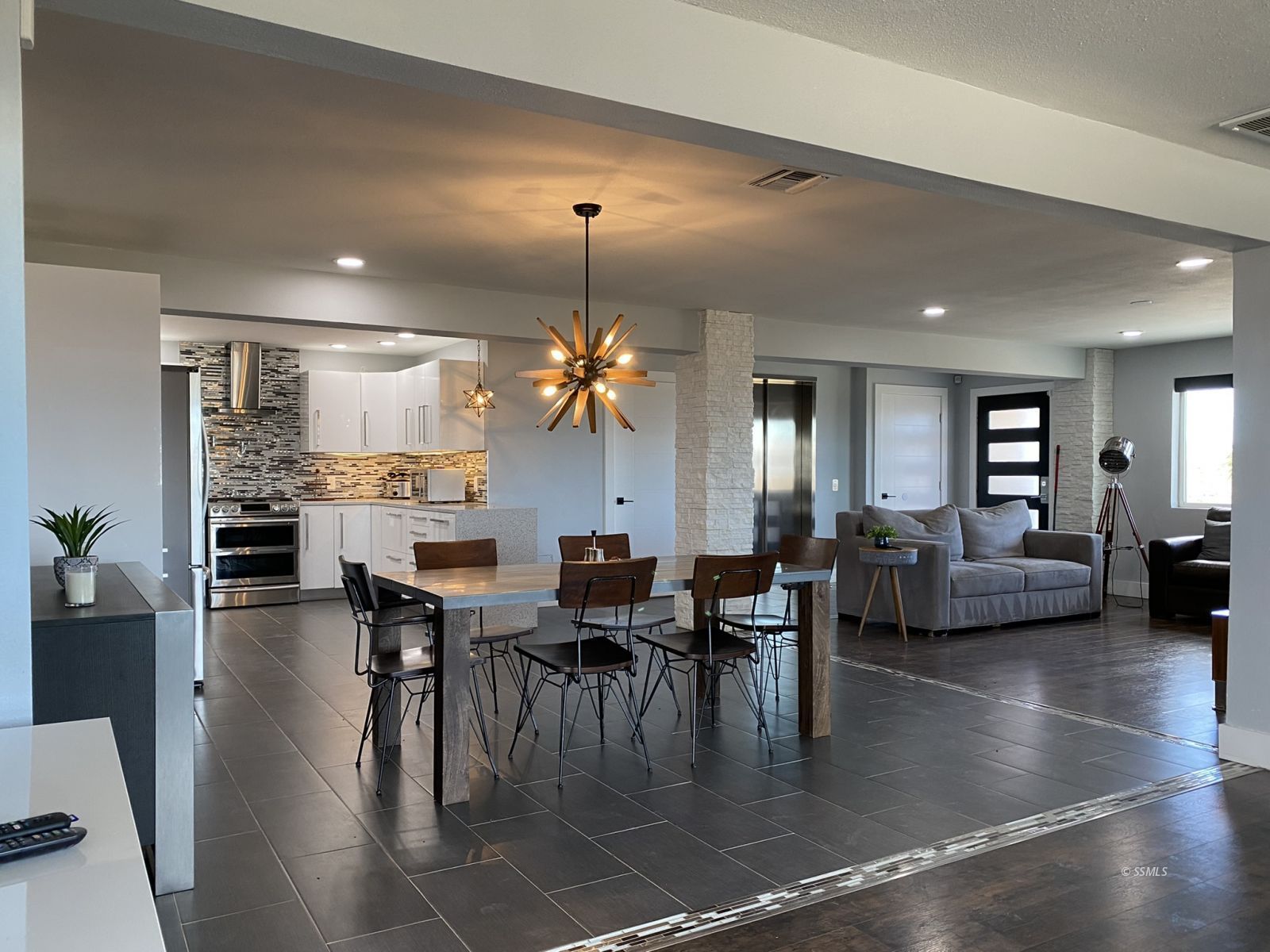 2461 Catalina Lane Ridgecrest, CA 93555 - Photo 10 of 47 Gallery Image 10