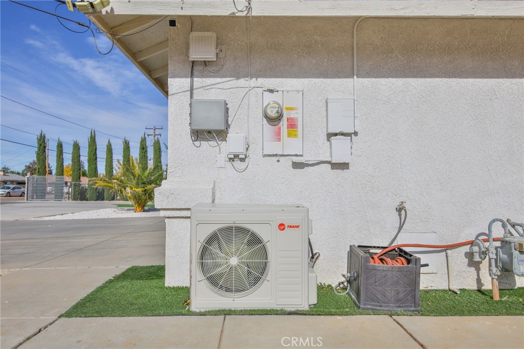 7925 Victor Avenue Hesperia, CA 92345 - Photo 21 of 23 a view of storage and utility room