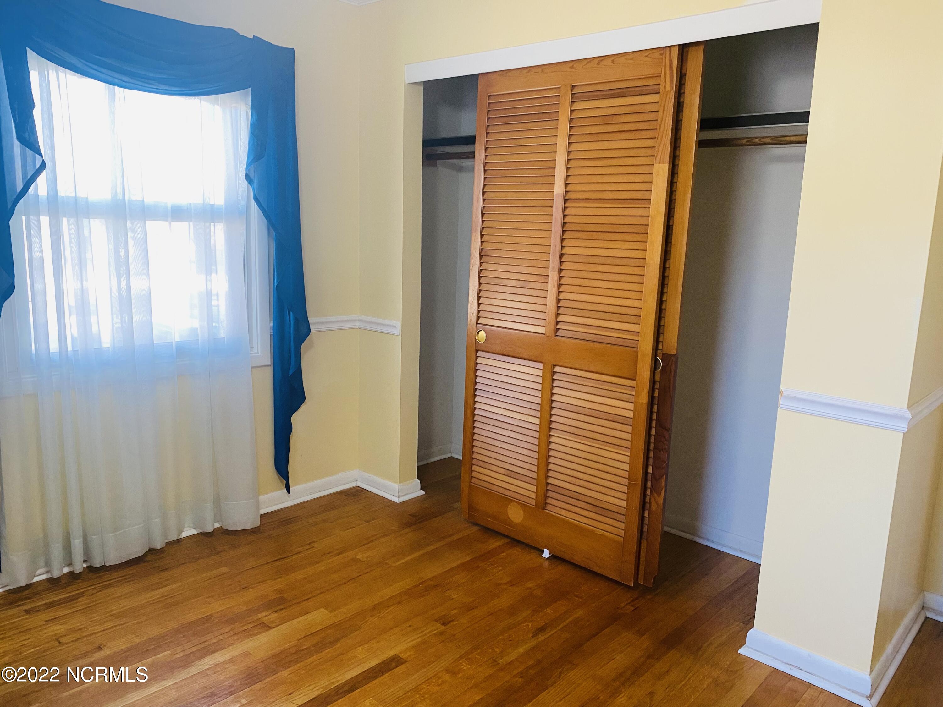 4103 Country Club Road Morehead City, NC 28557 - Photo 25 of 37 Bedroom