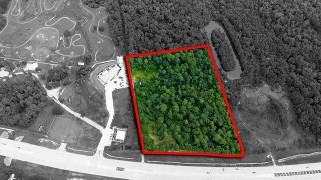 a view of a bird bath