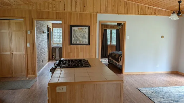 $250,000 | 1637 Wakely Road, Cook, MN 55723