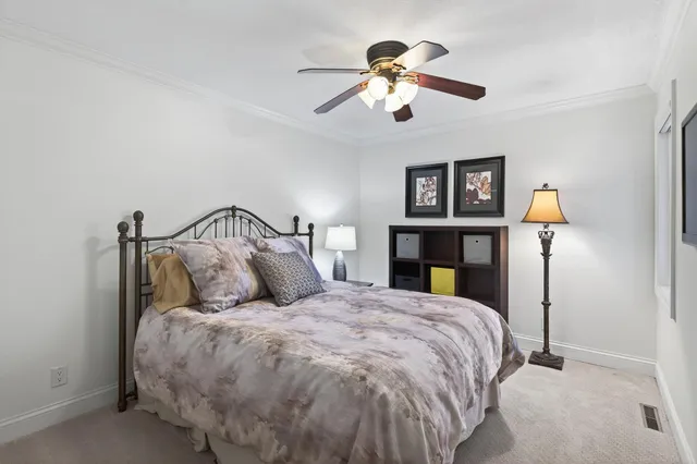 $500,000 | 2670 Commerce Boulevard, Unit 202, Mound, MN 55364