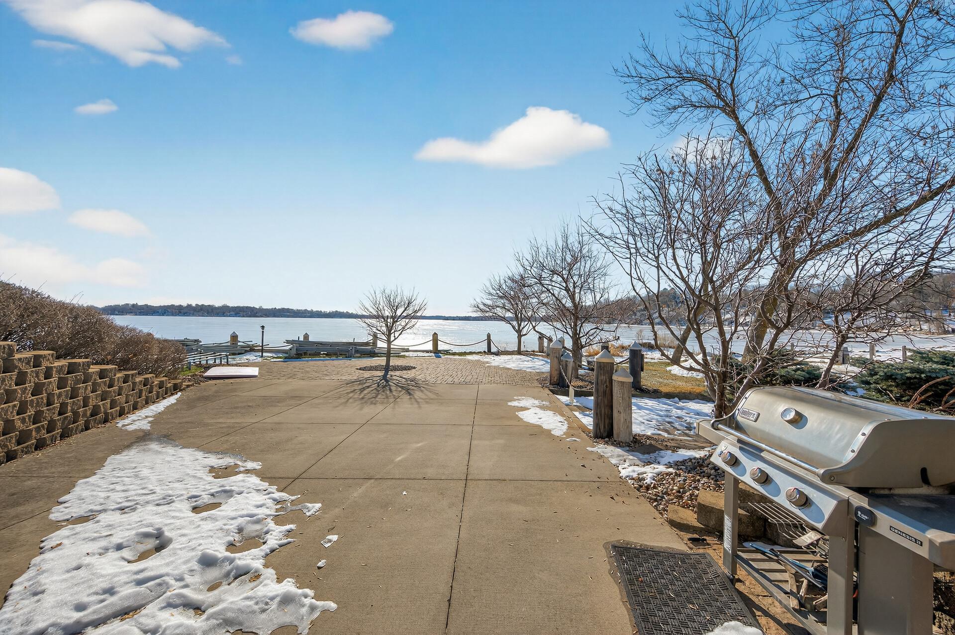 2670 Commerce Boulevard, Unit 202 Mound, MN 55364 - Photo 28 of 56