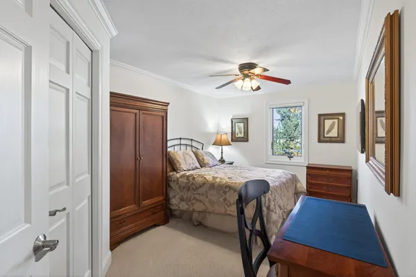 $469,900 | 2670 Commerce Boulevard, Unit 202, Mound, MN 55364