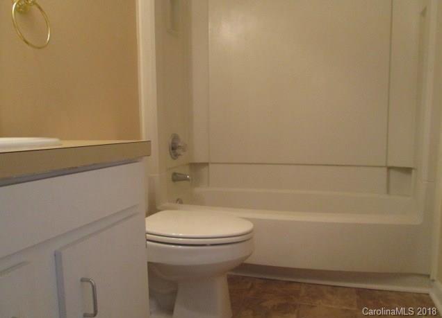 11037 Harrowfield Road Charlotte, NC 28226 - Photo 6 of 9