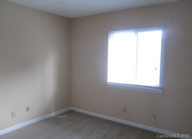 11037 Harrowfield Road Charlotte, NC 28226 - Photo 8 of 9