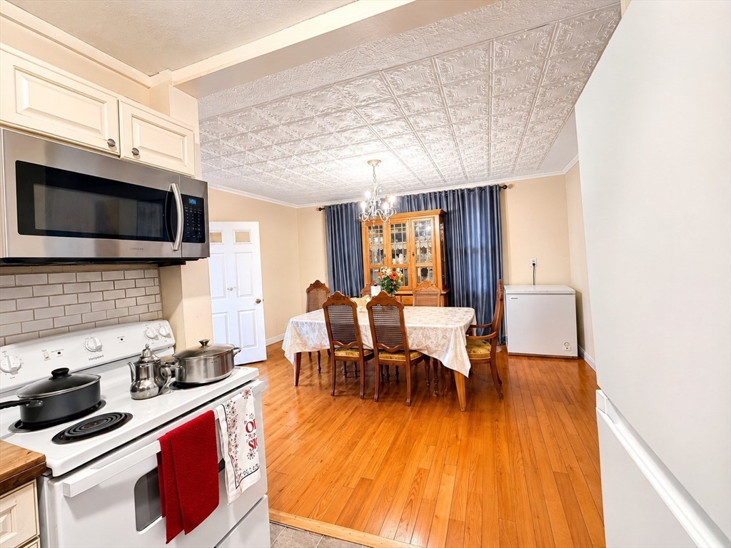 145 Hancock Street Springfield, MA 01109 - Photo 8 of 22 Gallery Image 8