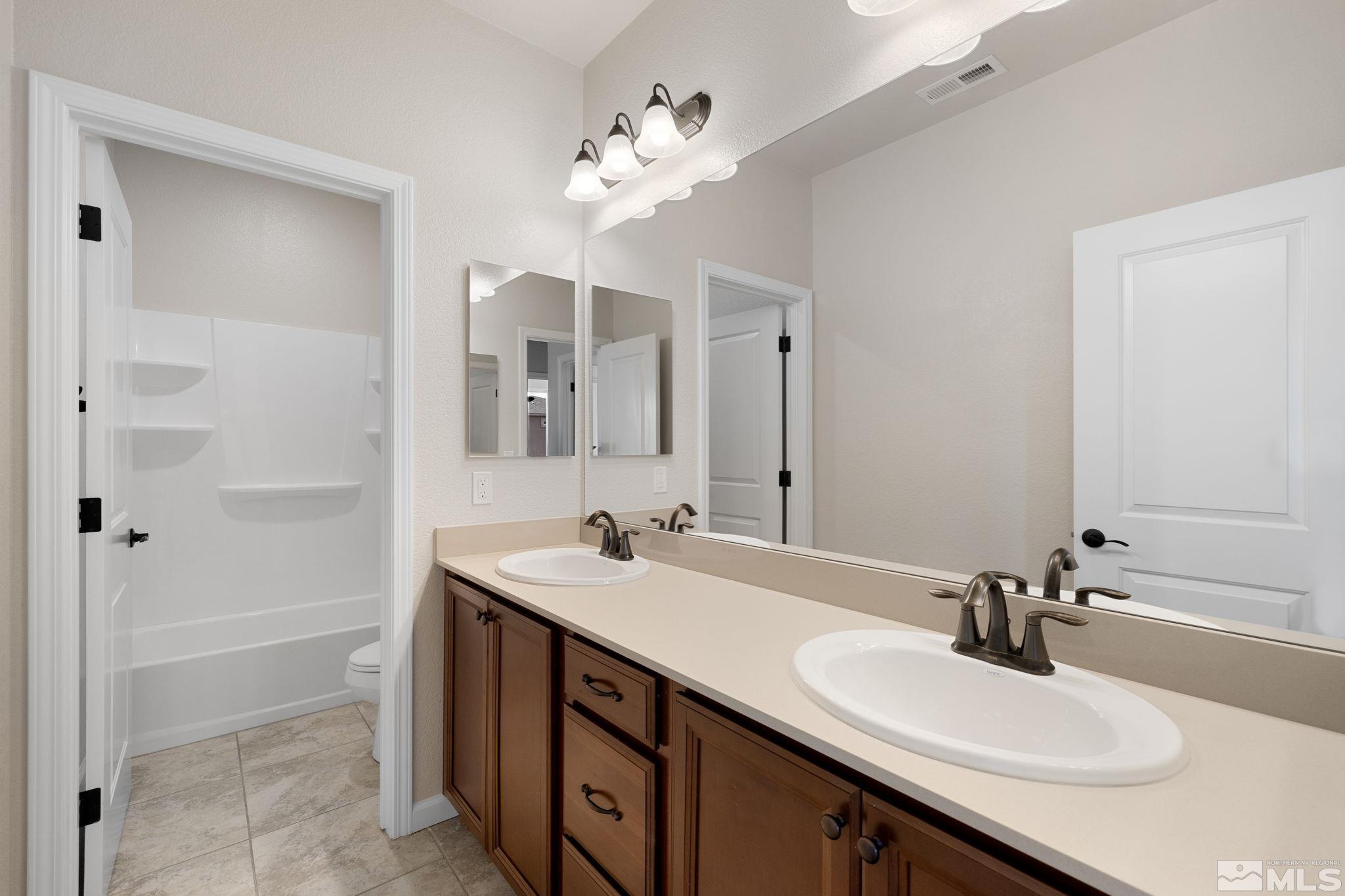 9347 Bay Drive Reno, NV 89506 - Photo 21 of 33 Photo 21
