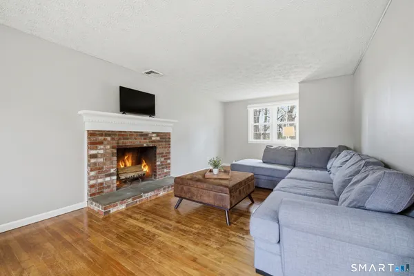 $495,000 | 44 Muddy Brook Road, Ellington, CT 06029