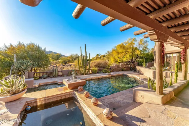 $2,795,000 | 1084 North Boulder Drive, Carefree, AZ 85377