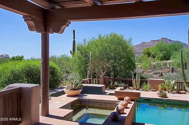 $2,795,000 | 1084 North Boulder Drive, Carefree, AZ 85377