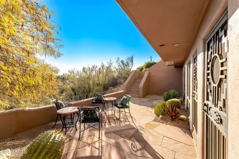 $2,795,000 | 1084 North Boulder Drive, Carefree, AZ 85377