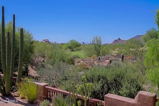 $2,795,000 | 1084 North Boulder Drive, Carefree, AZ 85377