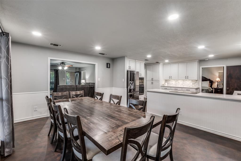 131 Cunningham Road Denton, TX 76208 - Photo 13 of 40 a dining room with furniture and window