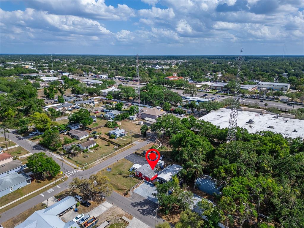 126 Ridgewood Avenue Brandon, FL 33510 - Photo 67 of 85 a view of a city