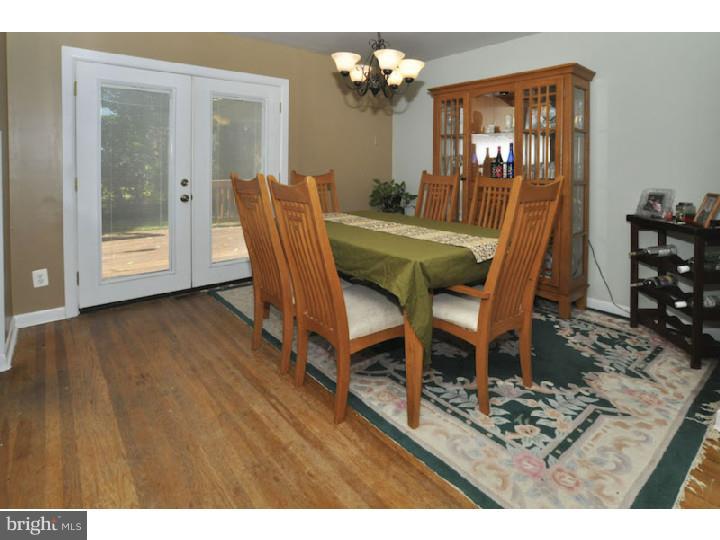 2914 Eagle Road Abington, PA 19001 - Photo 4 of 24 Dining Room