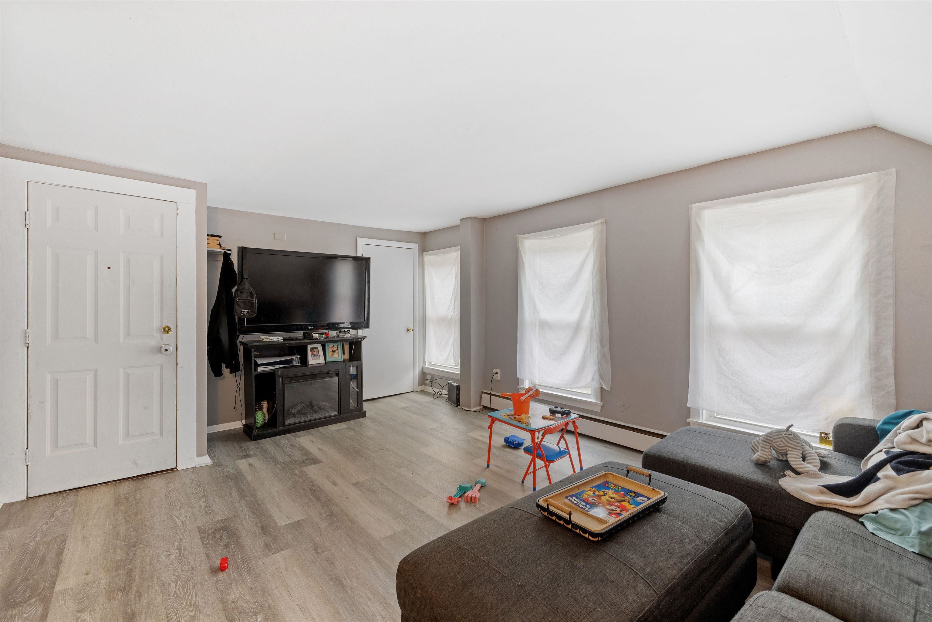 96 Maple Street Newport, NH 03773 - Photo 6 of 35