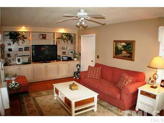 1109 Sapling Place Raleigh, NC 27615 - Photo 15 of 23