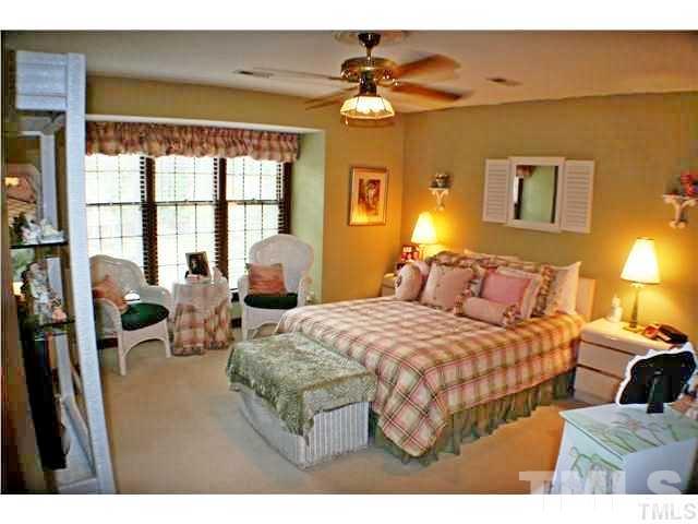 1109 Sapling Place Raleigh, NC 27615 - Photo 17 of 23