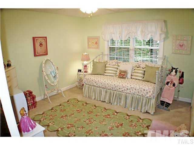 1109 Sapling Place Raleigh, NC 27615 - Photo 20 of 23