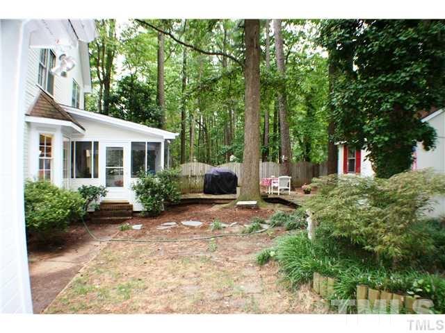 1109 Sapling Place Raleigh, NC 27615 - Photo 6 of 23
