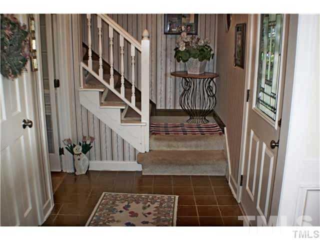 1109 Sapling Place Raleigh, NC 27615 - Photo 7 of 23