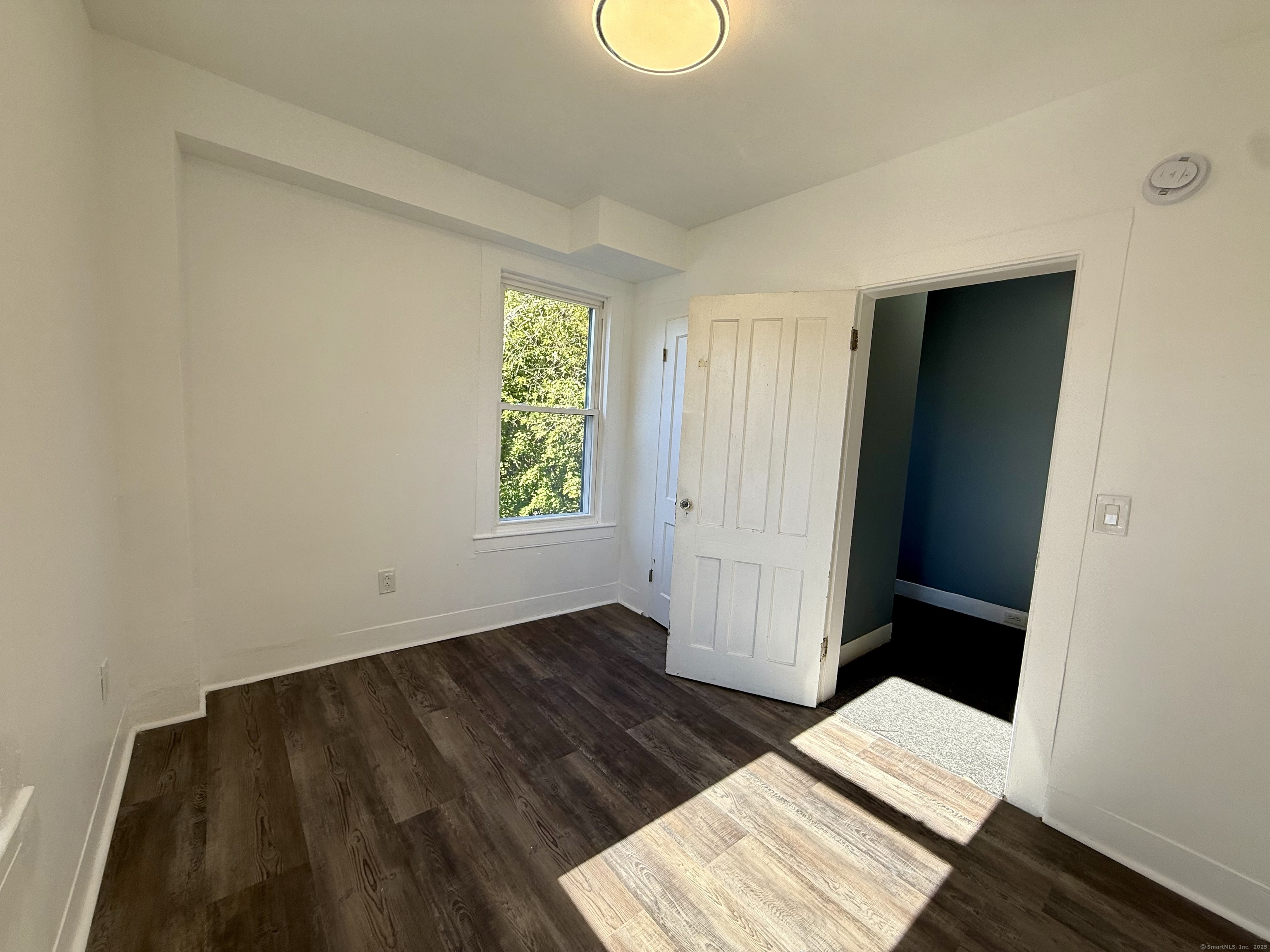 22 Hawthorne Avenue Derby, CT 06418 - Photo 12 of 18