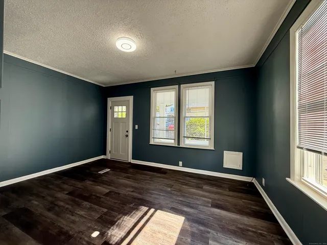 $3,450 | 22 Hawthorne Avenue, Derby, CT 06418