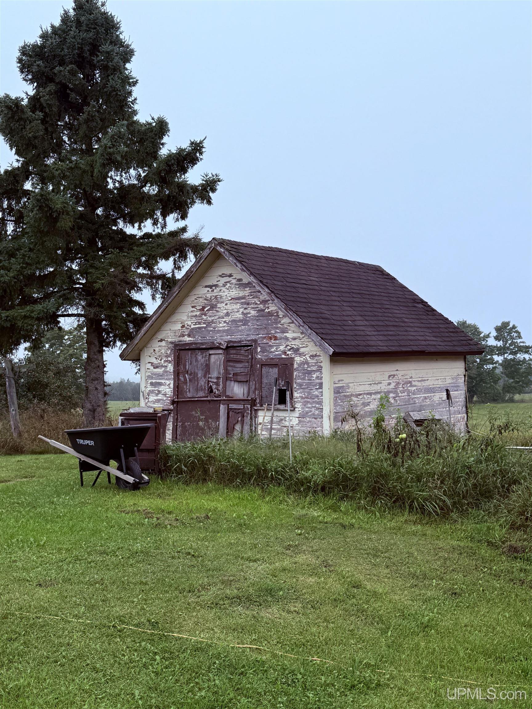 5823 Hallstrom Road Skandia, MI 49885 - Photo 21 of 50