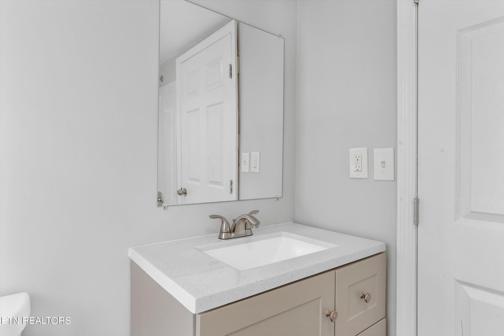 2808 Wayland Road Knoxville, TN 37914 - Photo 17 of 26 Gallery Image 17