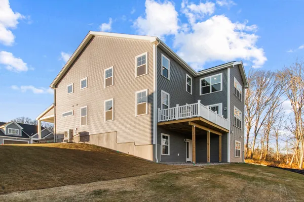 $1,004,900 | 22 Summertime Circle, Pawcatuck, CT 06379