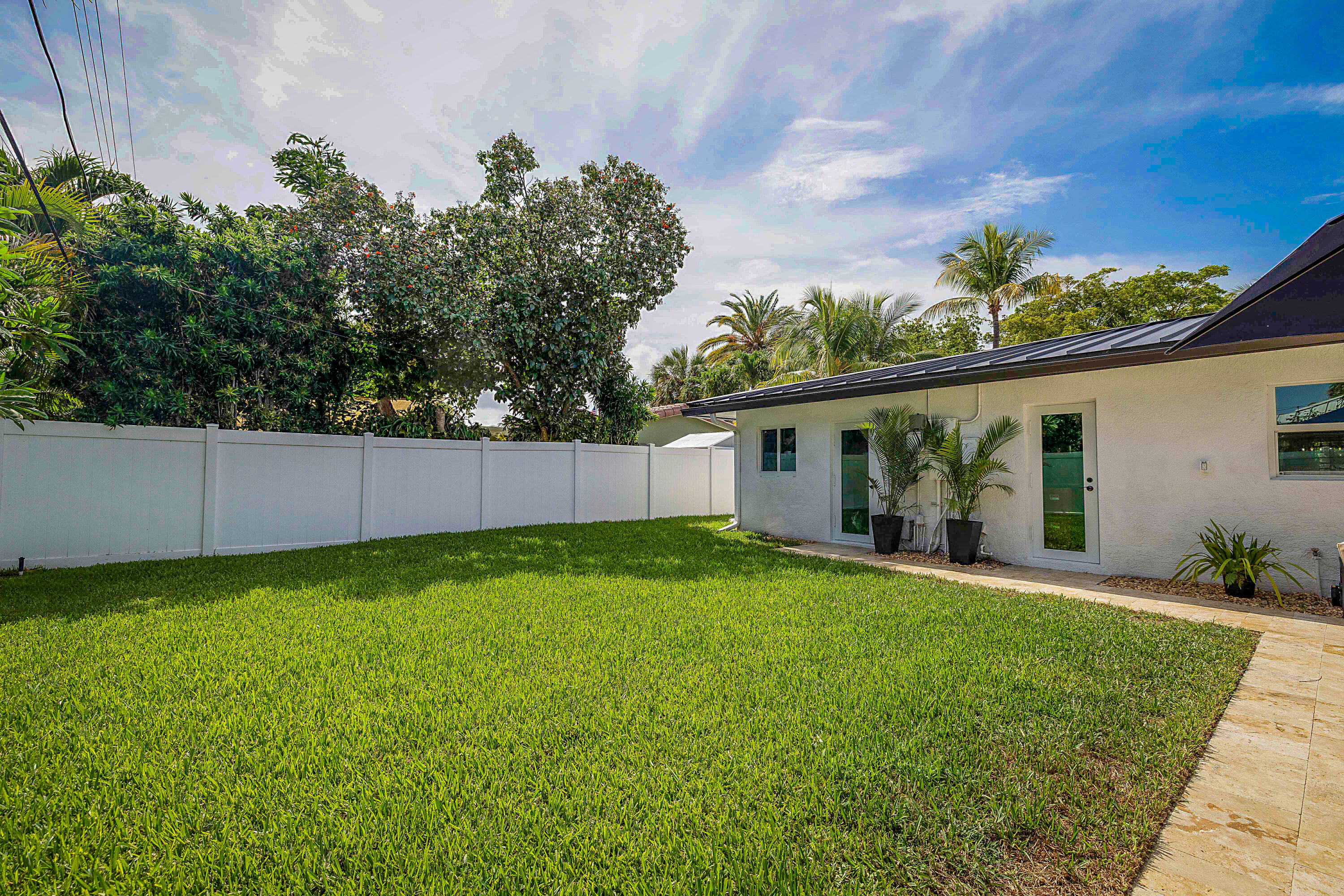 2620 Northeast 53rd Street Lighthouse Point, FL 33064 - Photo 7 of 44 2620 NE 53rd St -37