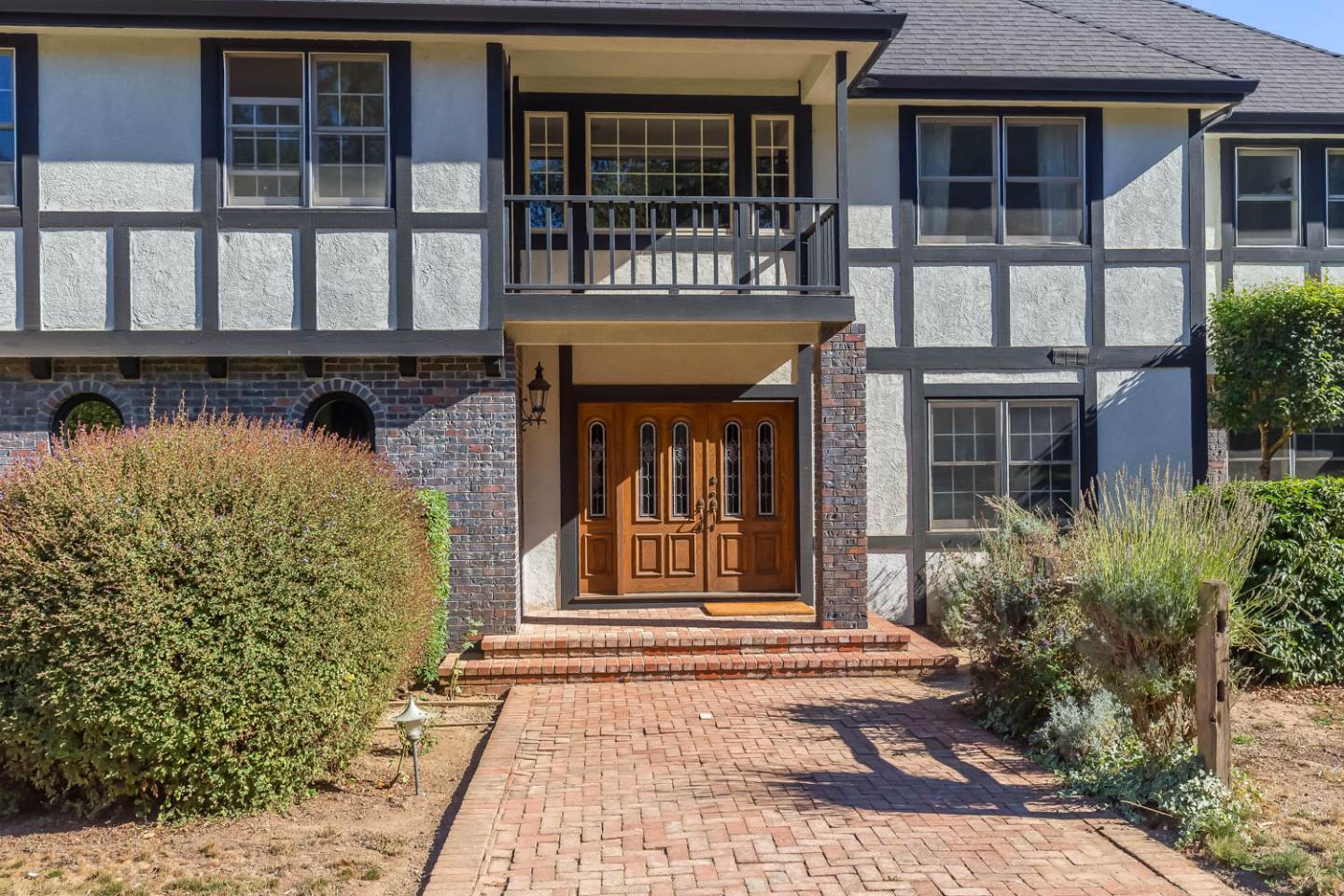 4175 Woodside Road Woodside, CA 94062 - Photo 5 of 18 Gallery Image 5