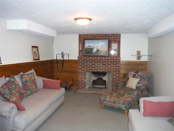 35 High Street Dunstable, MA 01827 - Photo 22 of 30 Gallery Image 22