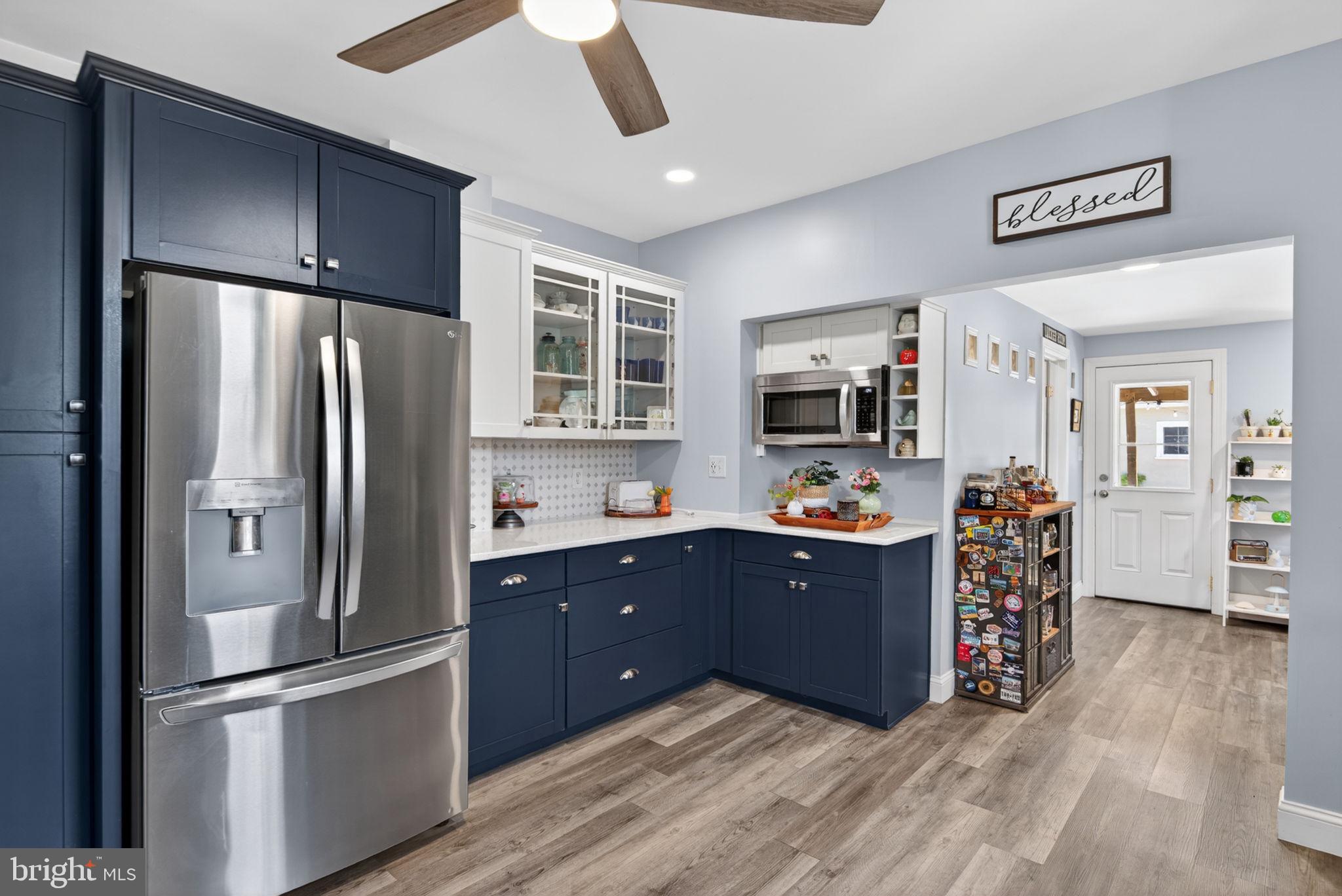 590 Monroe Street Harrisburg, PA 17113 - Photo 11 of 48 Stainless steel appliances incl refrigerator