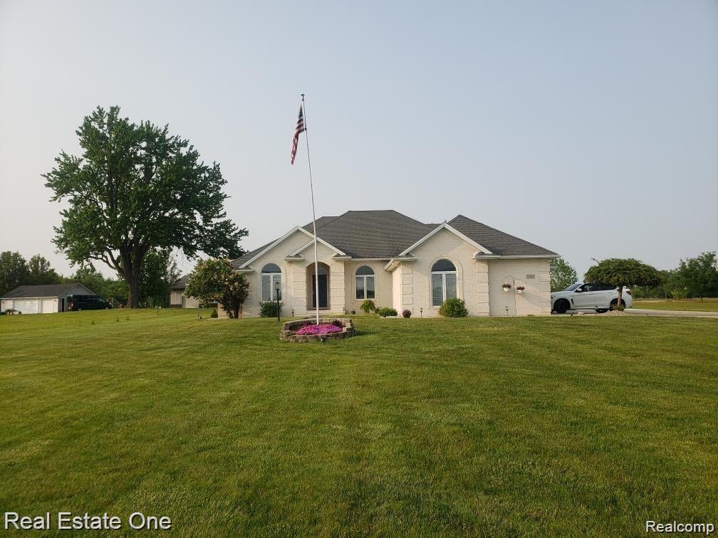 2448 Bluebush Road Monroe, MI 48162 - Photo 3 of 26