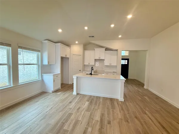 $329,888 | 3202 Emerald Hills Drive, Angleton, TX 77515
