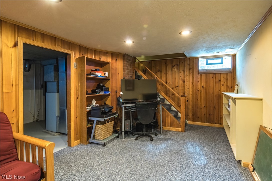 3475 Doris Road Cleveland, OH 44111 - Photo 18 of 26 Gallery Image 18