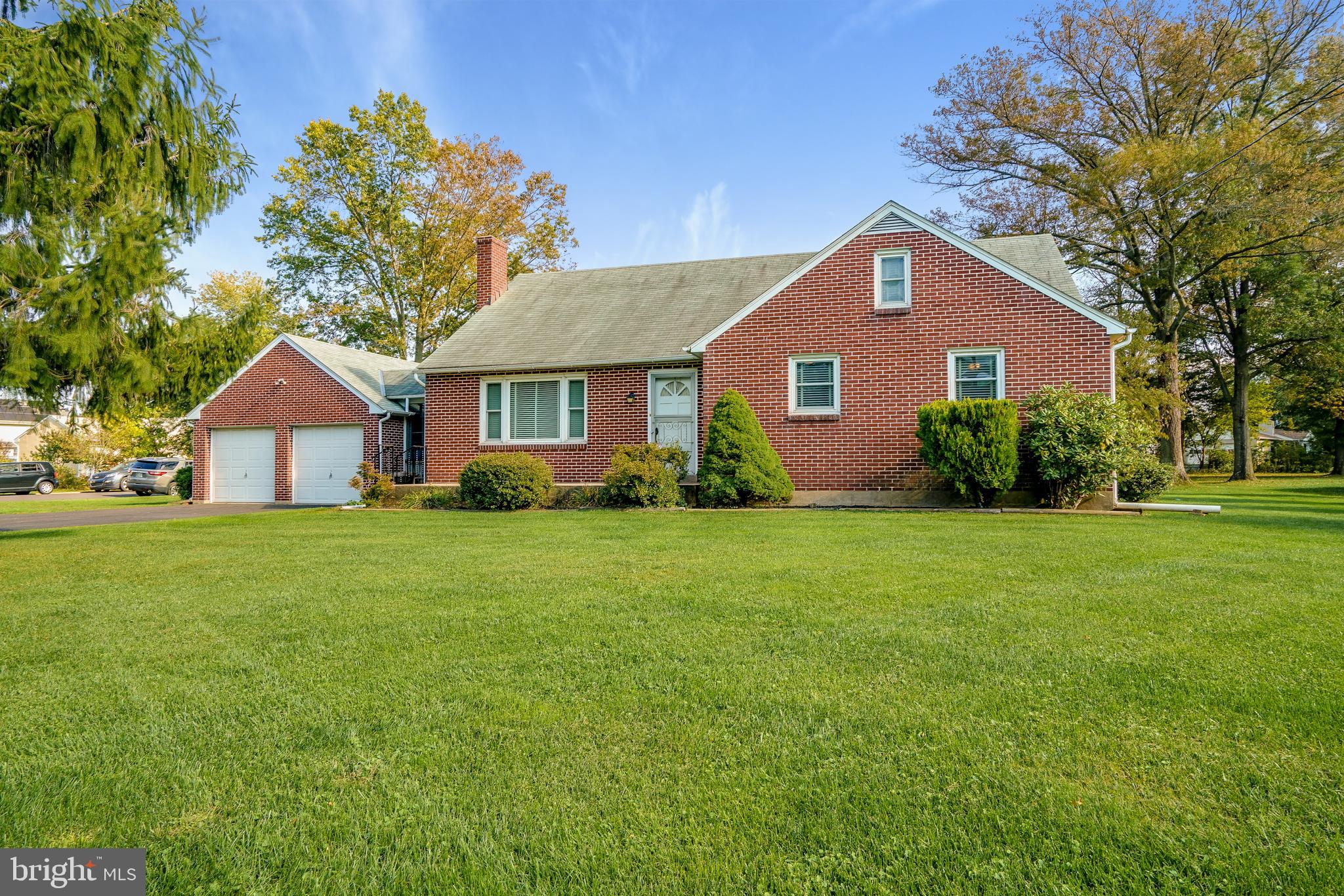 313 West Orvilla Road Hatfield, PA 19440 - Photo 1 of 30 Gallery Image 1