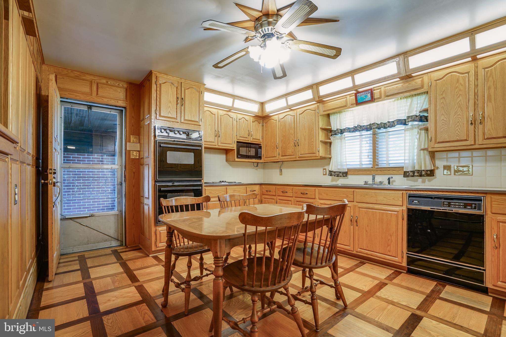 313 West Orvilla Road Hatfield, PA 19440 - Photo 9 of 30 Gallery Image 9