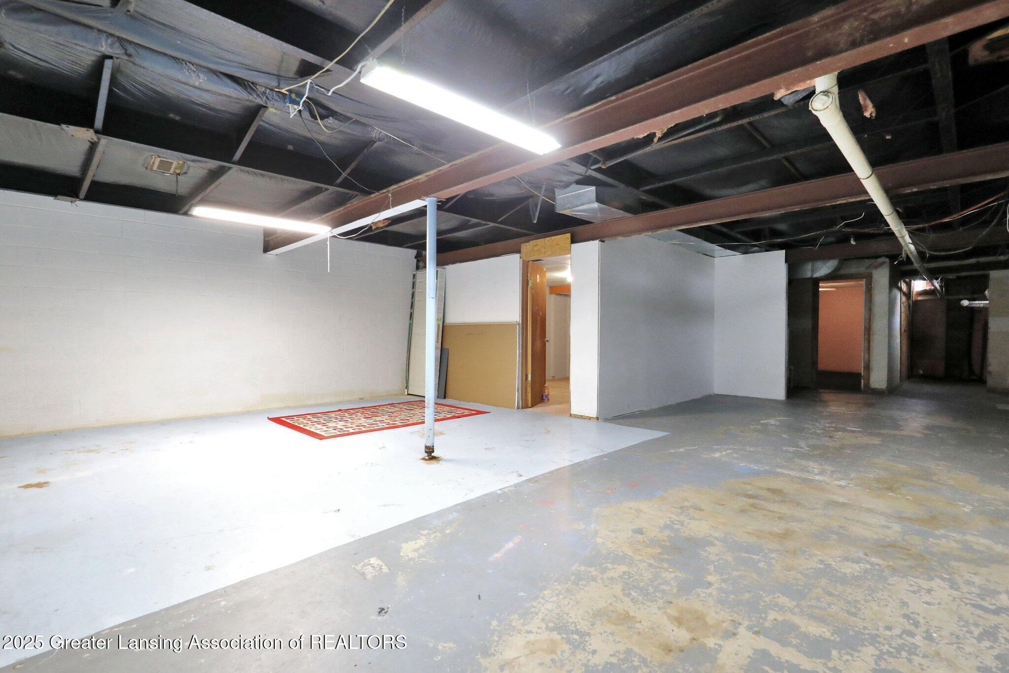 1435 West Gratiot County Line Road St. Johns, MI 48879 - Photo 28 of 48 34-web-or-mls-Open Ended Media-34