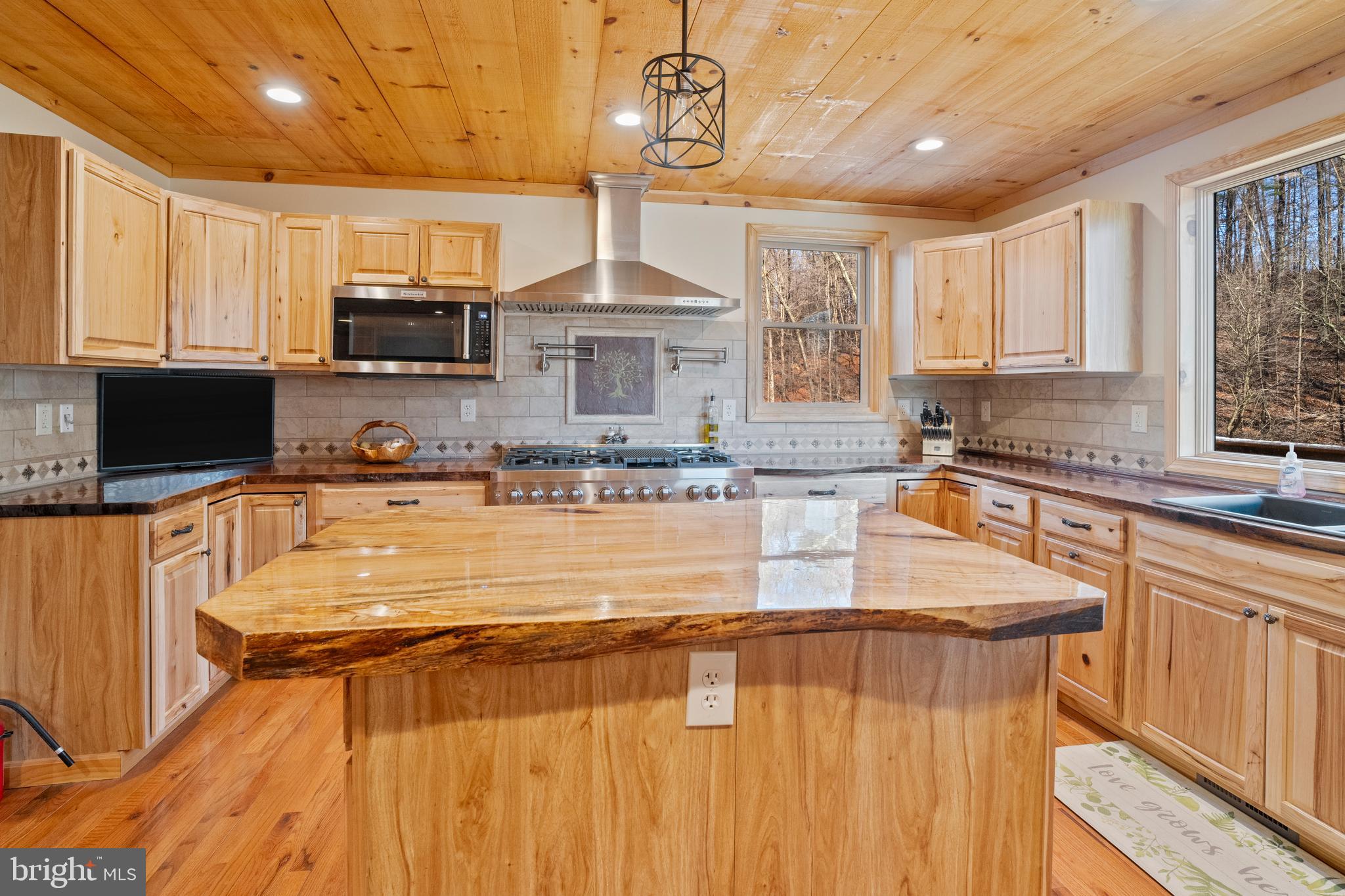 285 Deer Road Fawn Grove, PA 17321 - Photo 11 of 50 Gallery Image 11