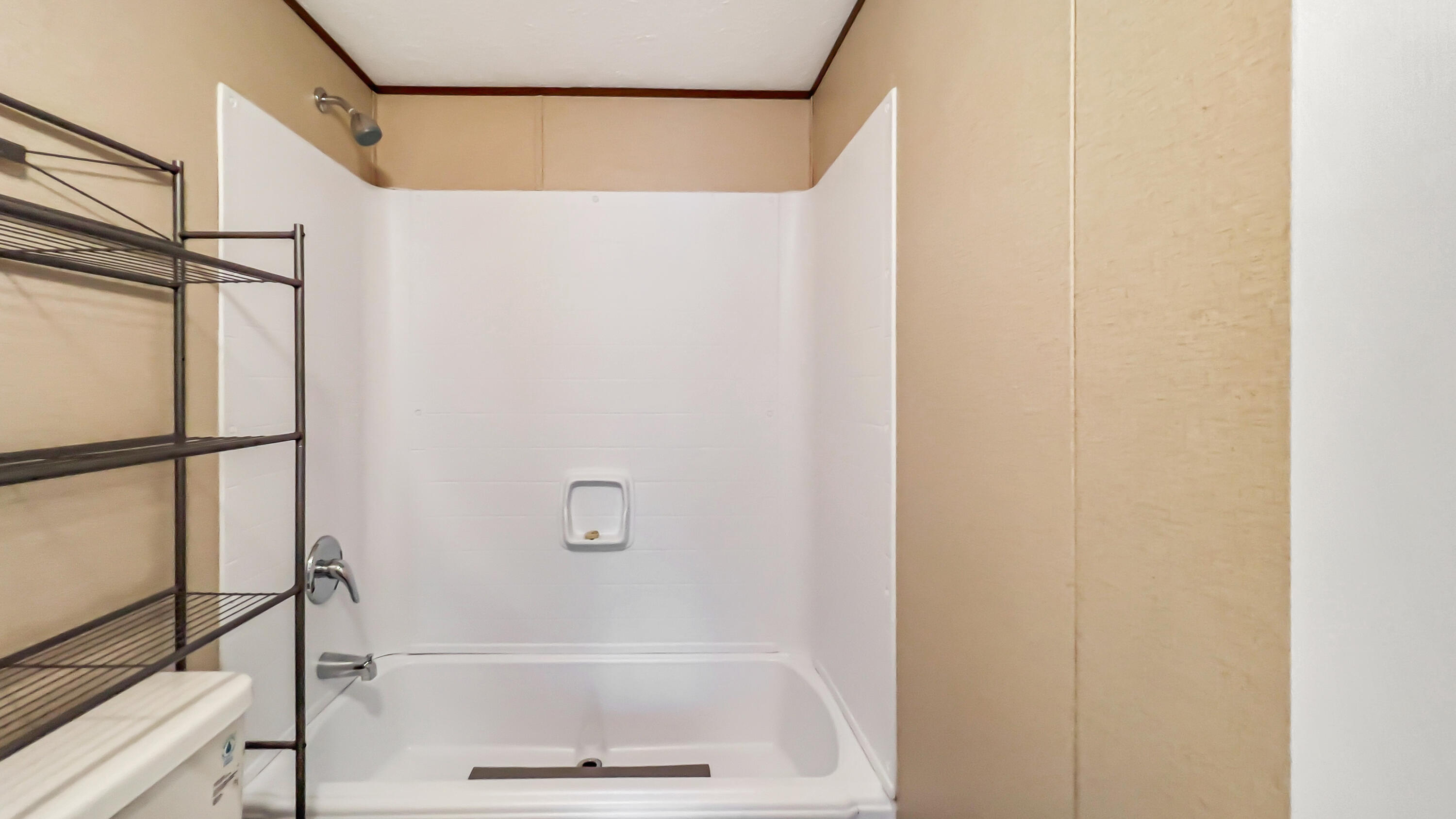 8543 Noah Hurst Road Navarre, FL 32566 - Photo 29 of 36 F8_8543_Noah_Hurst_Rd_025