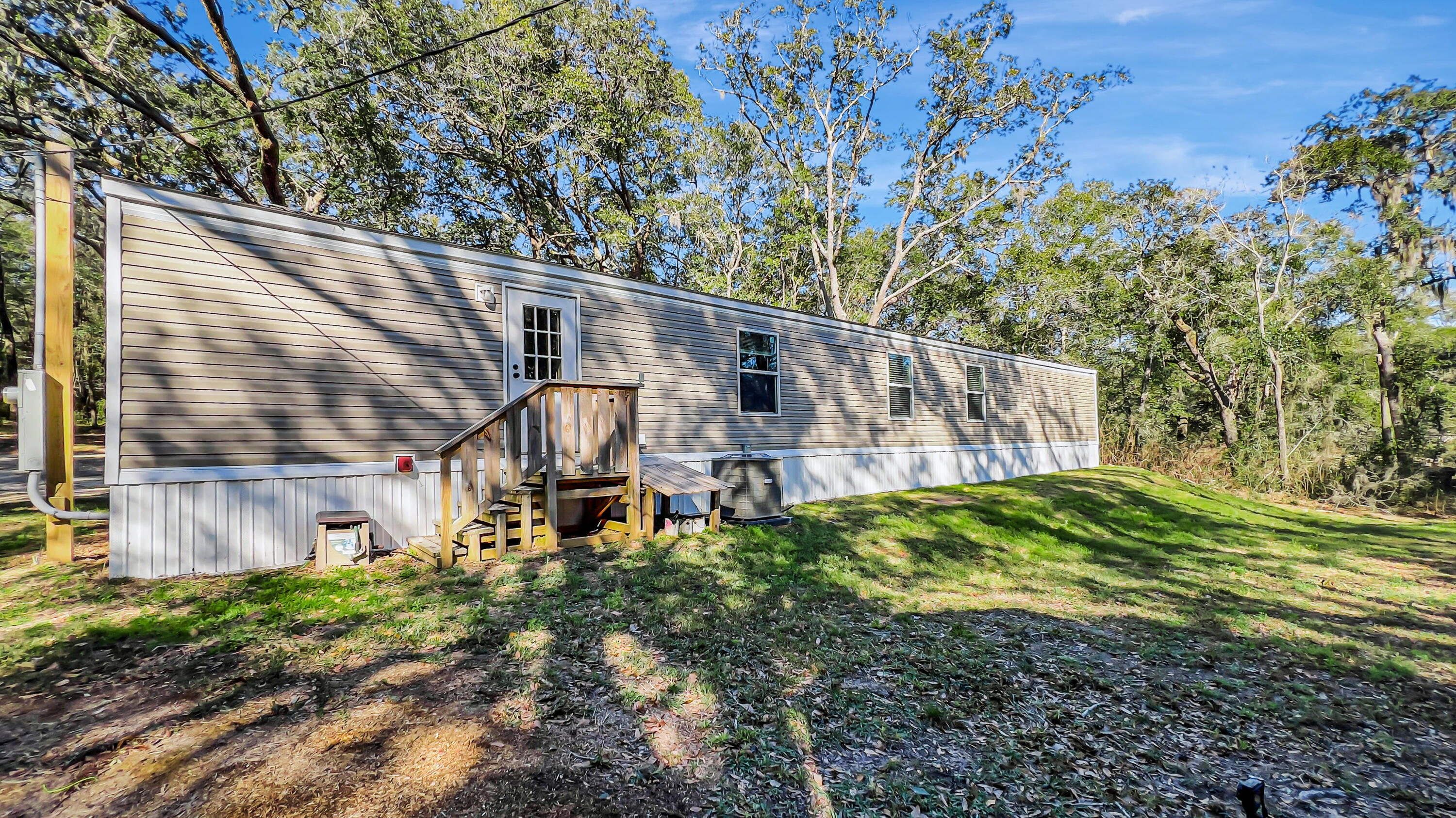 8543 Noah Hurst Road Navarre, FL 32566 - Photo 3 of 36 F8_8543_Noah_Hurst_Rd_002