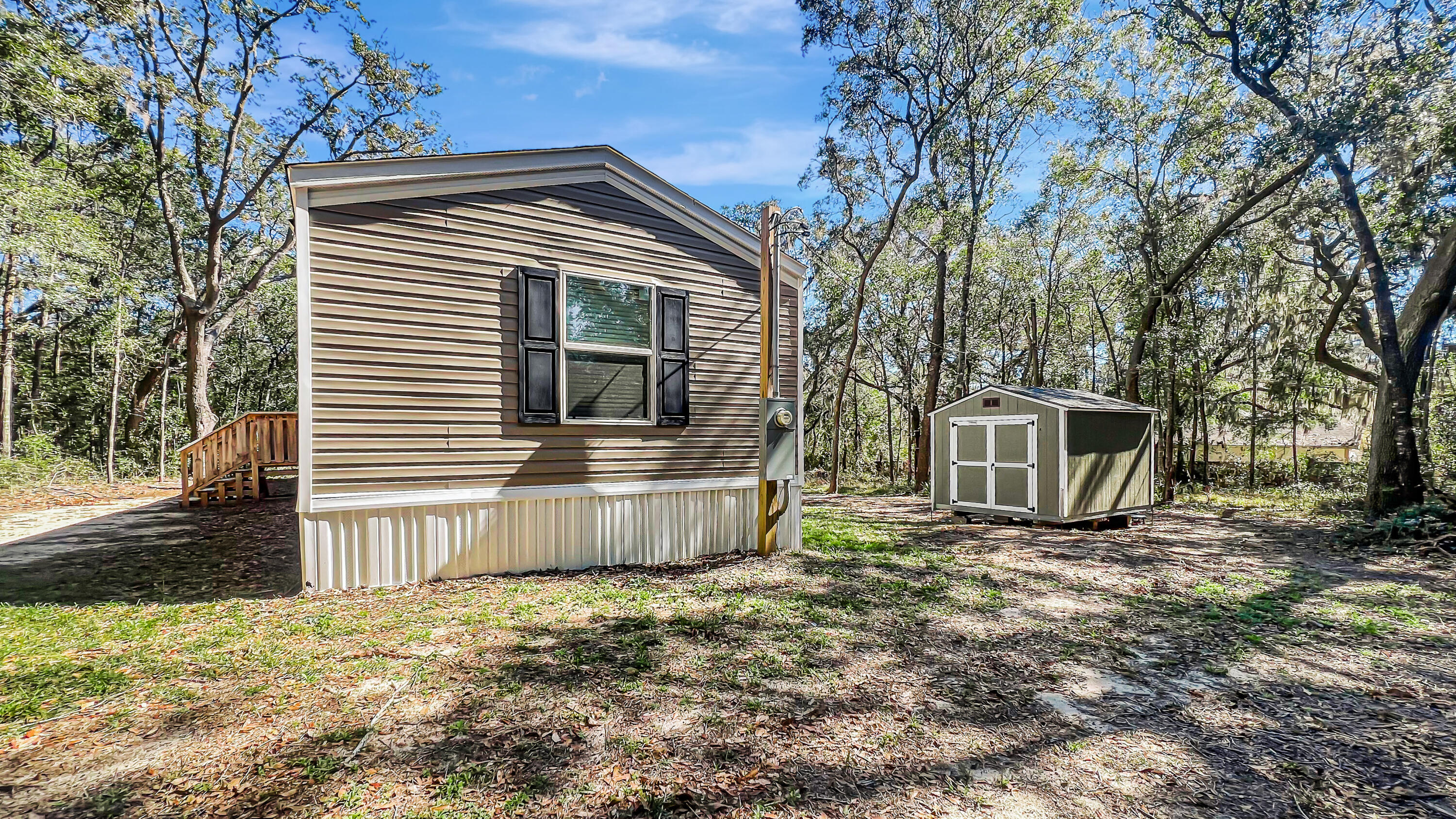 8543 Noah Hurst Road Navarre, FL 32566 - Photo 33 of 36 F8_8543_Noah_Hurst_Rd_030