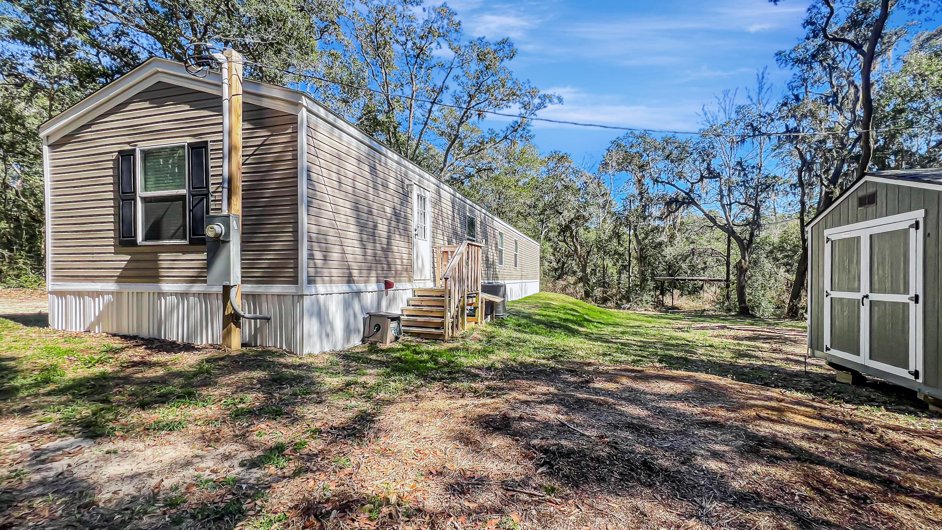 8543 Noah Hurst Road Navarre, FL 32566 - Photo 4 of 36 F8_8543_Noah_Hurst_Rd_003
